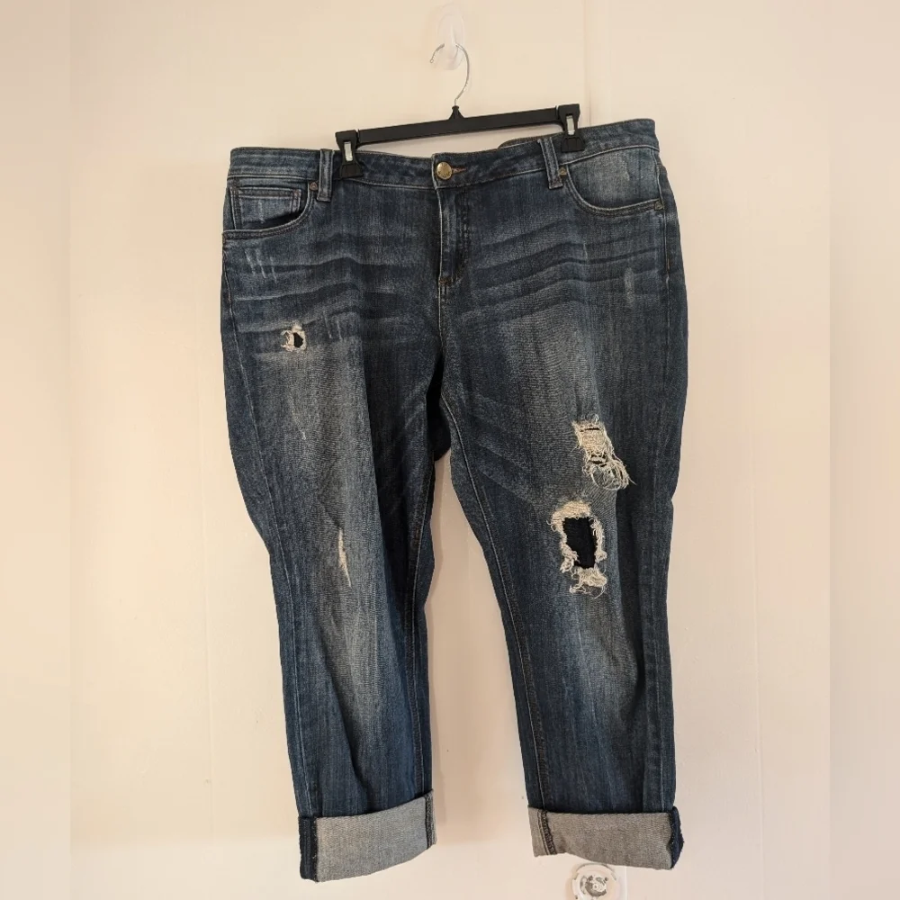 Women's Blue Jeans - Picture 4 of 8